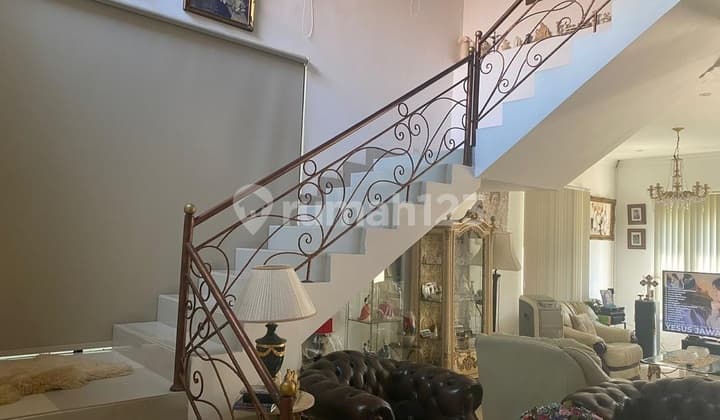 Rumah, 2 Lantai, SHM, Dekat Akses Tol Lokasi Hook 2 Kavling