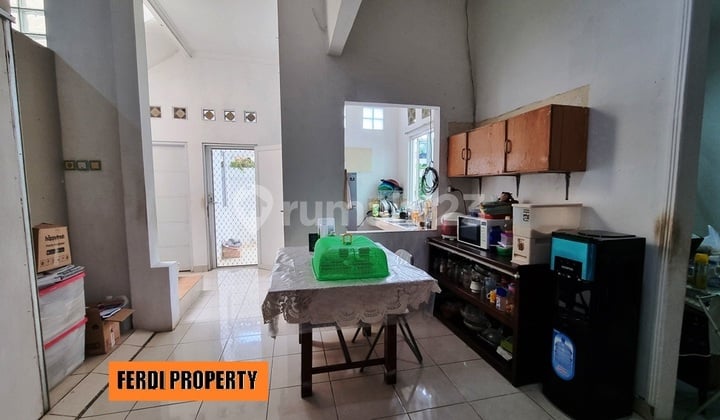 Rumah Unfurnished SHM Luas Tanah 204 M2 Hook Bukit Golf Cibubur