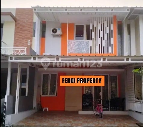 Rumah 2 Lantai SHM Unfurnished 6 Kamar Tidur Sudah Renovasi