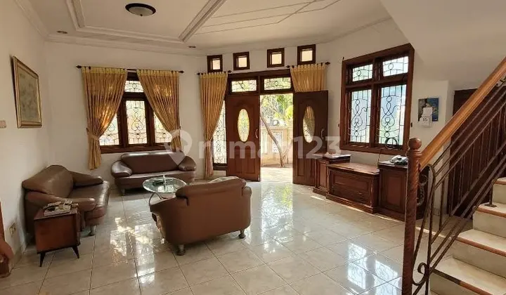 Hook 2-Story House, SHM, Near Toll Access, Land Area 308 M2