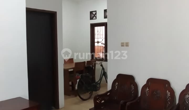 Bu Rumah Klasik Unfurnished Taman Kenari Nusantara Cibubur