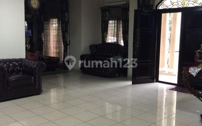 Rumah Bagus SHM 5 Kamar Tidur 2 Menit Akses Pintu Toll Jatikarya