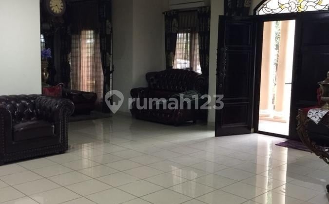 Rumah Bagus SHM 5 Kamar Tidur 2 Menit Akses Pintu Toll Jatikarya