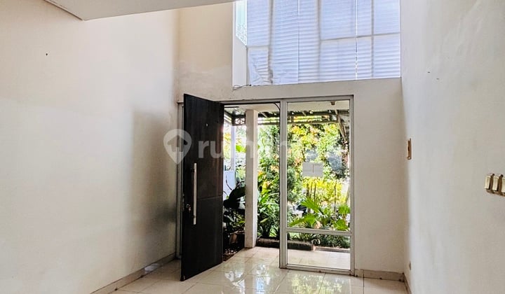 Rumah SHM 1 Lantaidepan Taman Kecil Akses 5 Pintu Toll Strategis
