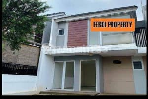 Rumah, 2 Lantai, HGB, Bebas Banjir 200 M2 Toll Jatikarya