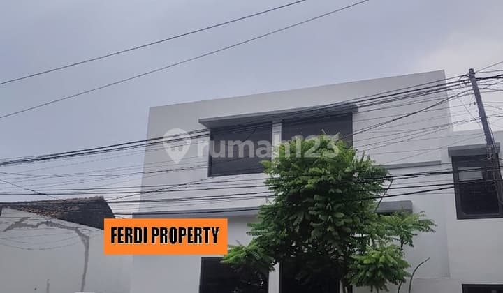Ready to Occupy, 12-Room House, Freehold Title, Near Public Schools, Tapos Depok