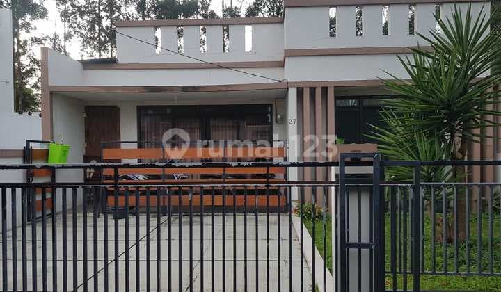 Rumah Bagus Unfurnished SHM di Jl.manoko, Bandung