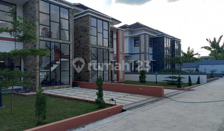 SHM-certified house on Manoko Street, near Lembang Square, Bandung.