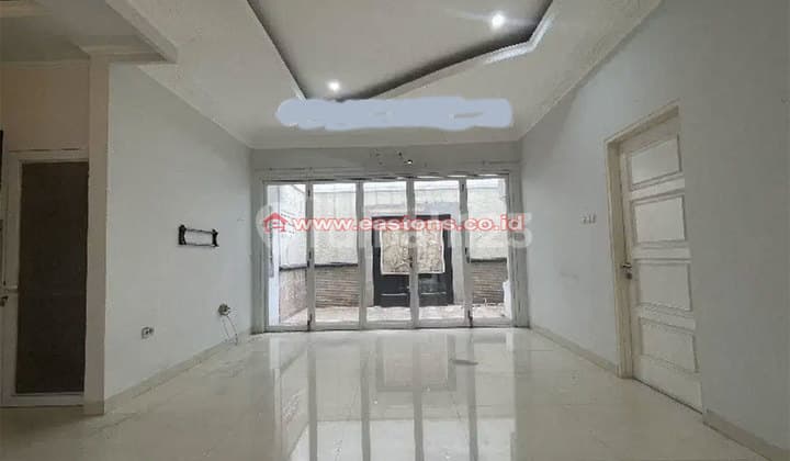 For Rent Luxury Ready-to-Use House in Kebayoran Lama (Pd014007)