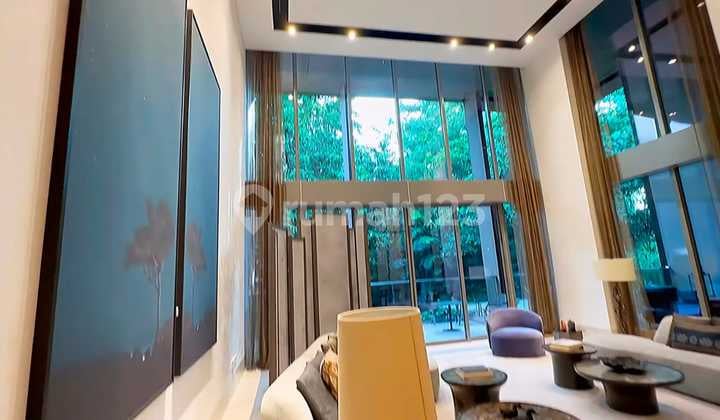 Savyavasa 325 Sqm High Ceilings Units