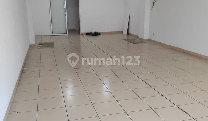 Ruko 4 Lantai Area Perkantoran Di Kebon Jeruk