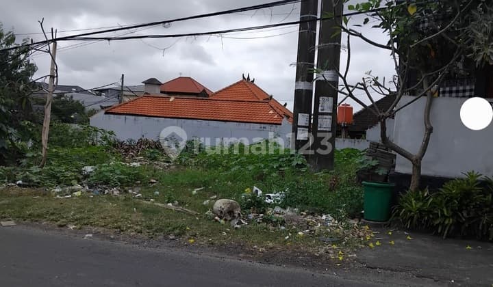 Tanah Muding Gatsu Barat Posisi Hoek 400.0 M² SHM