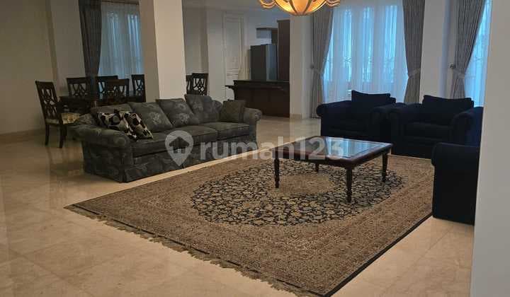 Rumah di Pondok Indah, Furnished, Dekat Jis