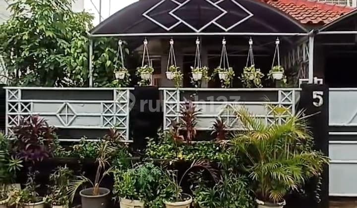 Rumah Dijual Di Dalam Komplek Di Lebak Bulus