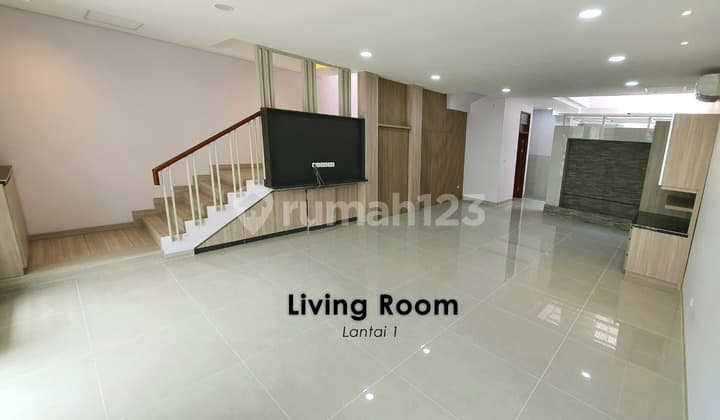 New & Modern House for Sale in Kebayoran Baru