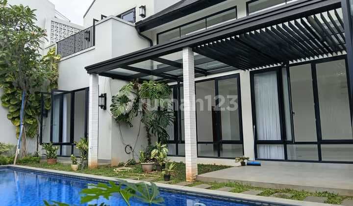 Luxury House For Rent In Senopati Area, Kebayoran Baru
