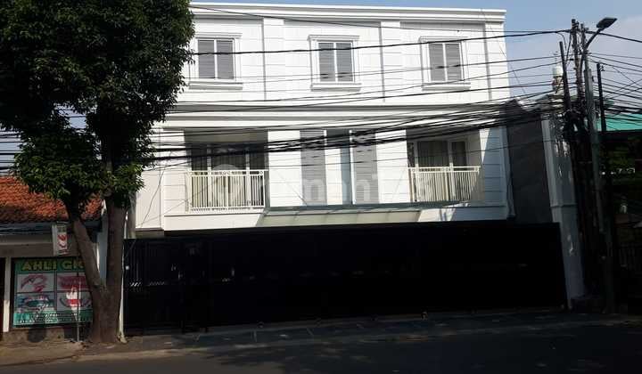 Ideal untuk Kantor Syariah, Restoran Halal, atau Lembaga Islami