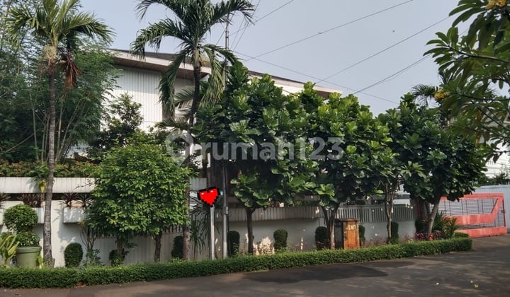 For Sale Strategic Home in Permata Hijau, Near SCBD and Senayan Shopping Center