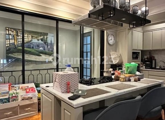 Area Wolter, Dekat SCBD, Blok M. Rumah Mewah 3 Lantai+Rooftop, Bisa 6 mobil, Rumah Tahun 2020