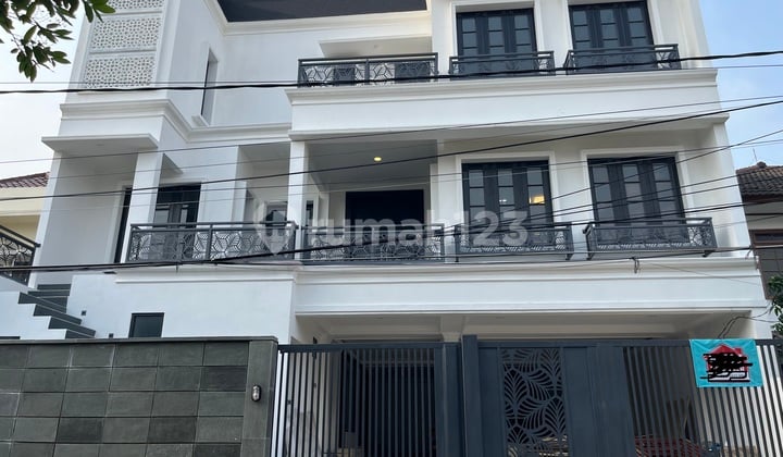 For Sale New 4-Story Luxury Modern House with Rooftop and Elevator in Kebayoran Baru, South Jakarta