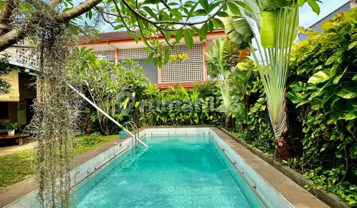 Jual Cepat! Jual Rumah Lebak Bulus - 5 Menit ke MRT, Lokasi Tenang, Private, Semi Furnished