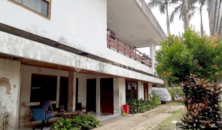 Jual Tanah Murah di Kebayoran Baru-Area Wijaya, Wolter, Ada Bangunan 2 lantai