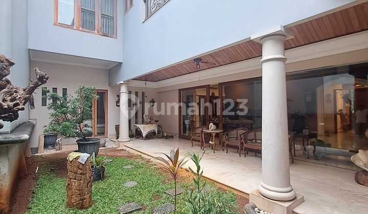 For Sale Luxury House in Wijaya Kebayoran Baru Area - Two floors