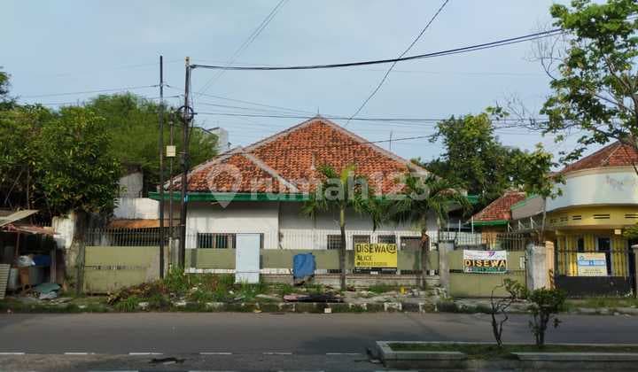 Rumah Strategis Pinggir Jalan Raya Cirebon
