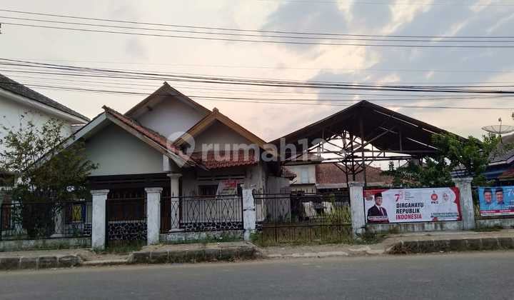 Rumah di Jalan Raya Jatiwangi, Majalengka