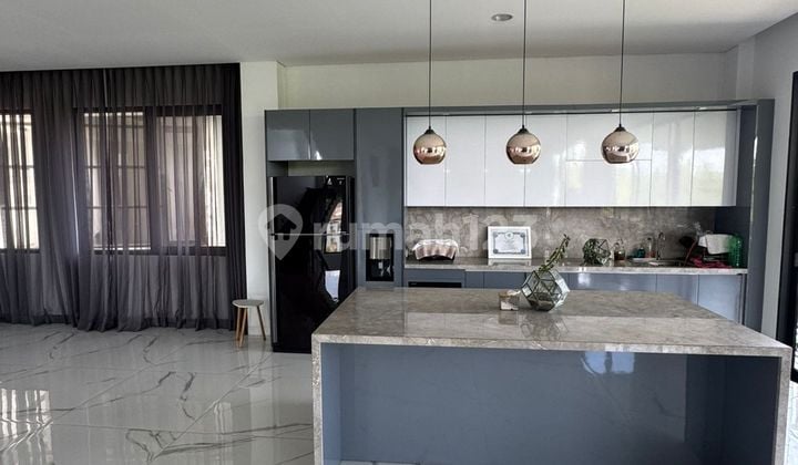 Dijual Rumah Lux Furnish Resor Dago Pakar