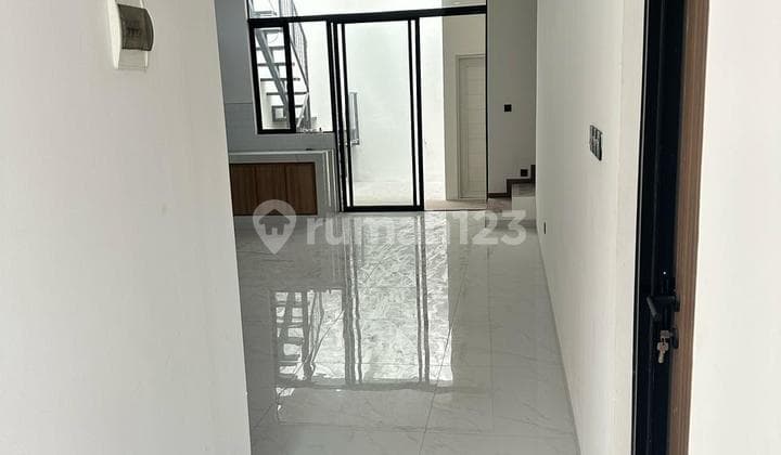 Dijual Rumah Baru Leuwisari