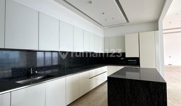Raffles Residence 4 BR Apartment Kuningan Jakarta