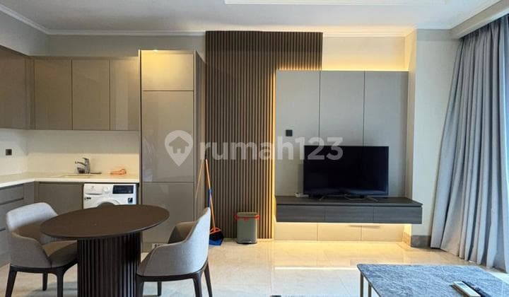 For Rent District 8 Apartment Senopati SCBD 1 BR