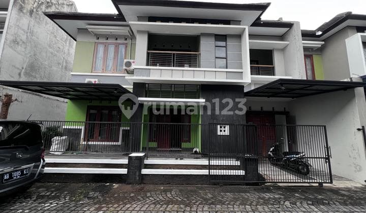 Semi-Furnished House in the City Center, Mantrijeron Jakarta
