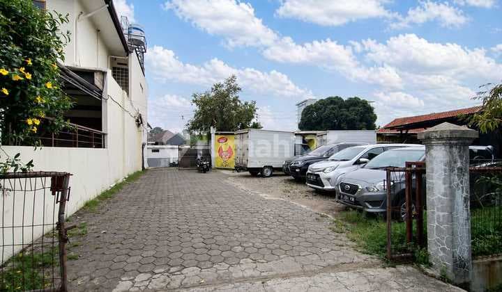 House in the Pasteur Area