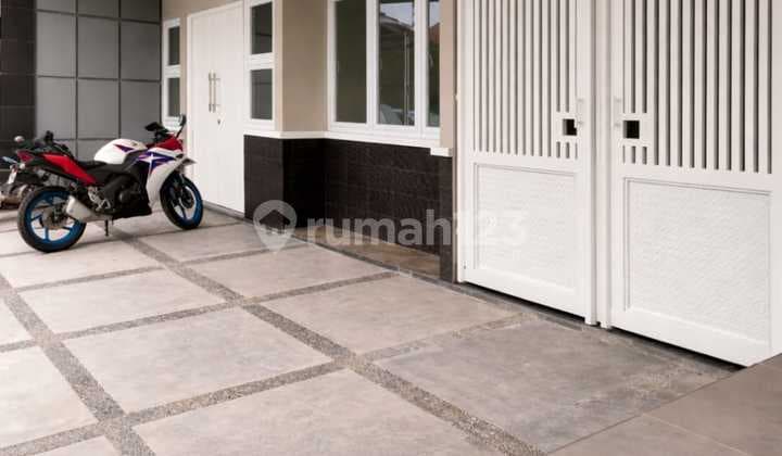 Disewakan Rumahperumahan Palem Permai - Sokarno Hattasebelah Smkn 9 dan 13