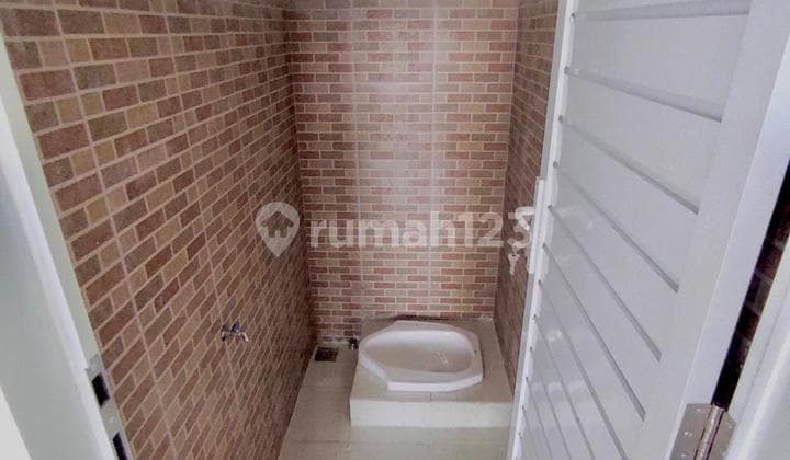 Disewakan Ruko 3 Lantai di Cijerah - Lokasi Strategis untuk Usaha