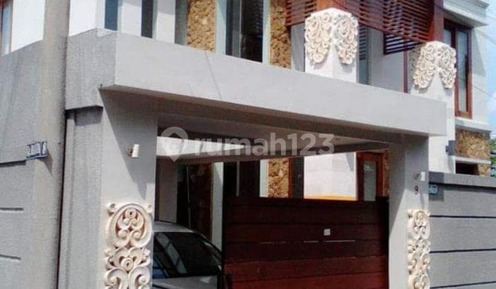 Villa Mewah Modern Minimalis Full Furnished Di Kerobokan