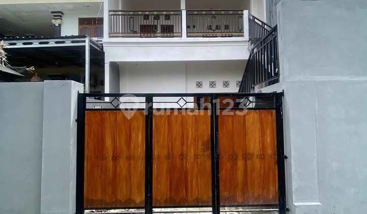 Rumah 2 Lantai Siap Huni di Jalan Merpati Denpasar Barat