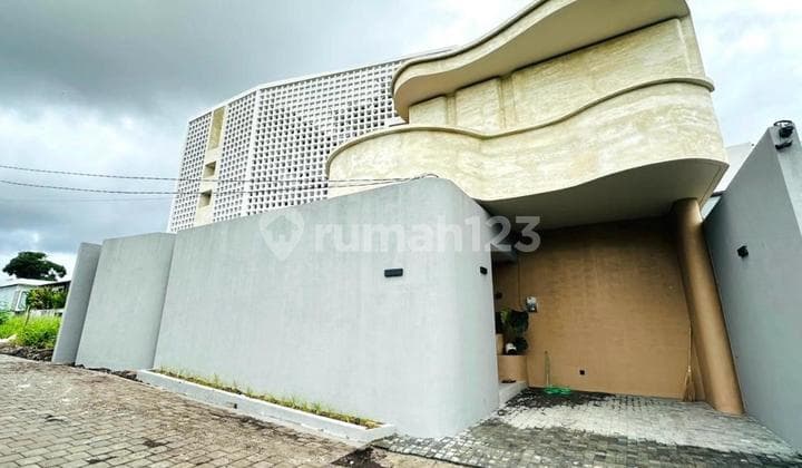 Vila Mewah Modern Baru Lokasi Premium Uma Buluh Canggu