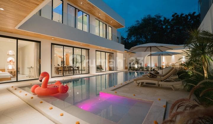 Villa Mewah Baru 5kt Dengan Kolam Besar Di Jimbaran Bali