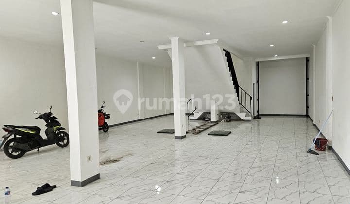 Attached Shop House Near Jembatan 3 Plong Ready to Use Includes Goods Lift Space