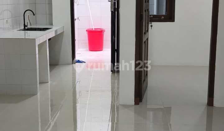 Rumah Baru Jelambar 5X16.5 SHM bisa KPR Dekat Kampus dan Mall