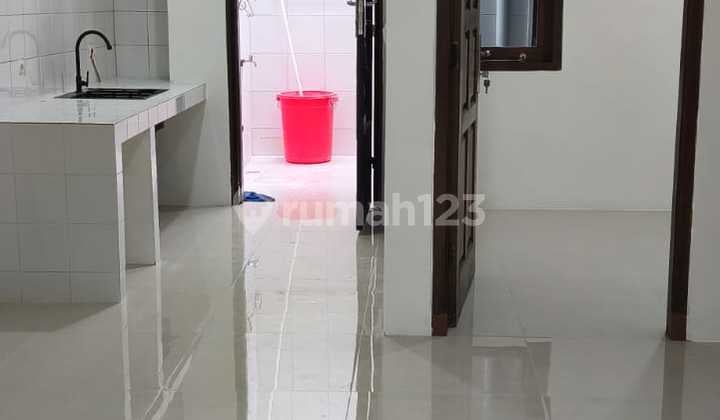 Rumah Baru Jelambar 5X16.5 SHM bisa KPR Dekat Kampus dan Mall