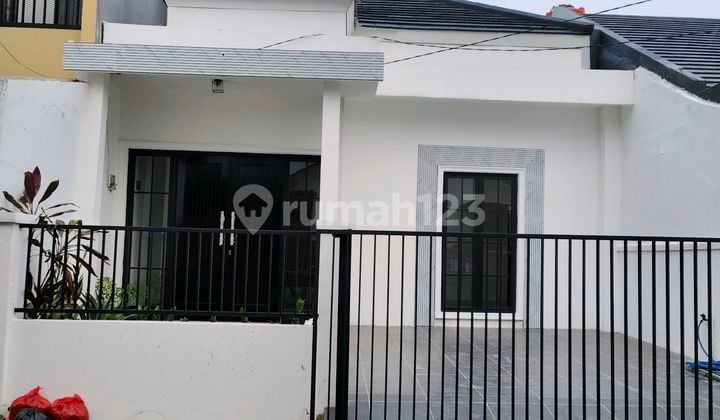Rumah Baru Griya Loka Bsd Dekat Stasiun Rawa Buntu Akses Tol Baru di Jalan Pinus 3, BSD Griya Loka