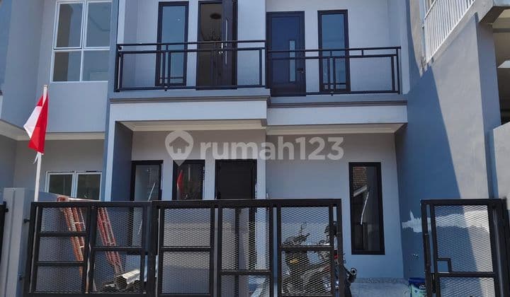 Rumah Baru Tahap Finishing 95% Dekat Stasiun Krl Rawa Buntu Barat