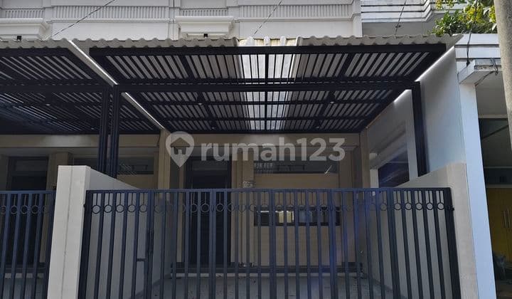 Rumah Baru Ada Inner Garden Dekat Tol Jelupang 2 Lantai