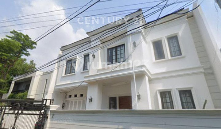 Rumah Mewah di Pulomas Kondisi Bangunan Masih Baru