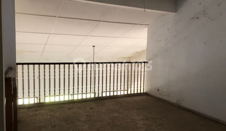 Rumah Tua Mewah Hitung Tanah Saja di Kemang V, Jakarta Selatan