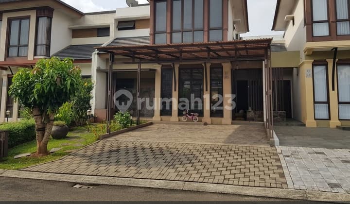 Rumah Dengan Row Jalan Lebar di Cluster Avani Ananta
